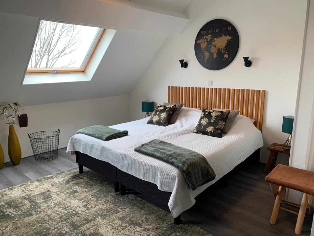 Bed And Breakfast De Salix Hitzum Exterior photo